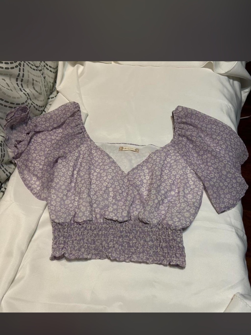 Altar'd State Lilac Floral Puff-Sleeve Crop Top Smal